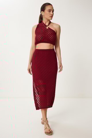 Crop top e saia midi de cintura subida em croché - Bordô