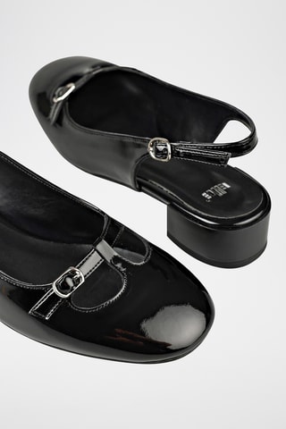 Salomés de salto envernizado - Preto