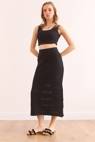 Crop top e saia midi de cintura subida - Preto