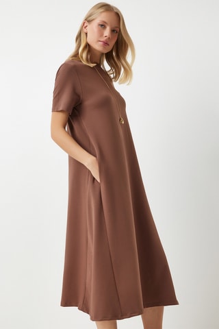 Vestido trapézio - Castanho