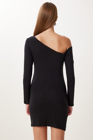 Vestido justo - Preto