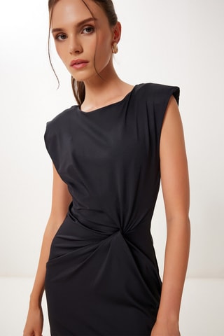 Vestido justo - Preto