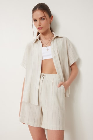 Calções de cintura subida - Nude