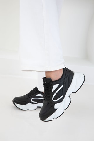 Sapatilhas - Preto e branco