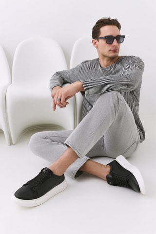 Sapatilhas com plataforma - Preto