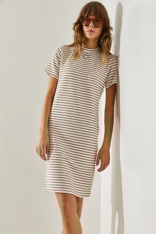 Vestido t-shirt - Camel