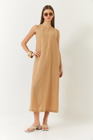 Vestido midi em linho - Castanho