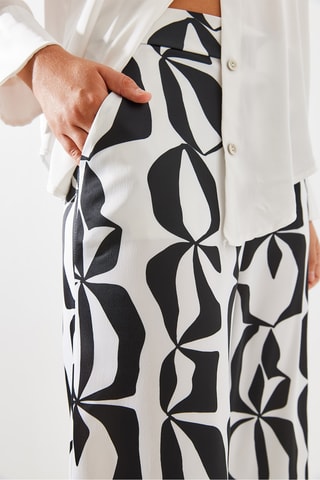 Calças - Preto e branco