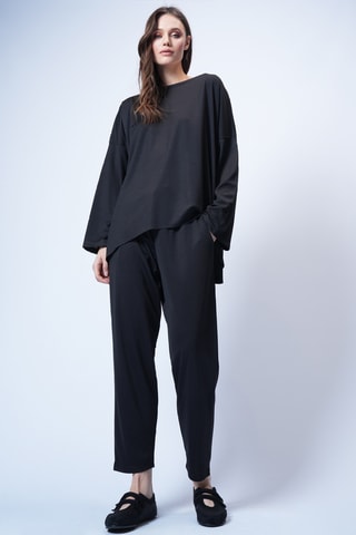 T-shirt e calças - Preto