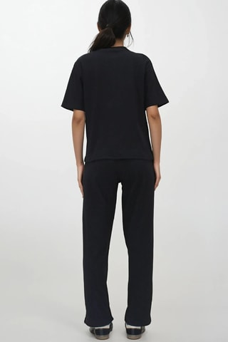 T-shirt e calças cintura subida - Preto