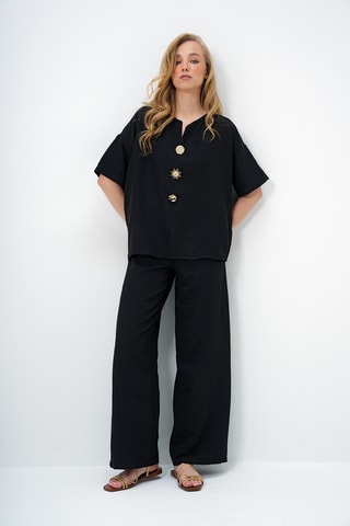 Blusa e calças cintura subida - Preto