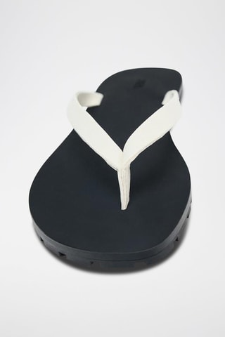 Chinelos de dedo em couro - Branco