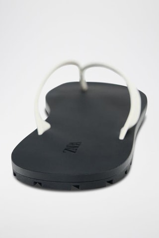 Chinelos de dedo em couro - Branco