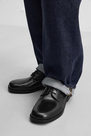 Derbies em couro - Preto