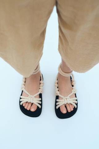 Sandálias romanas com plataforma - Cru