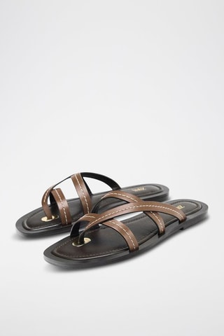 Sandálias em couro - Castanho