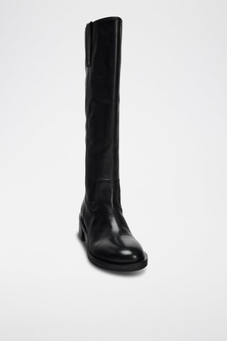 Botas em couro - Preto