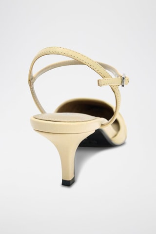 Sapatos de salto em couro - Bege