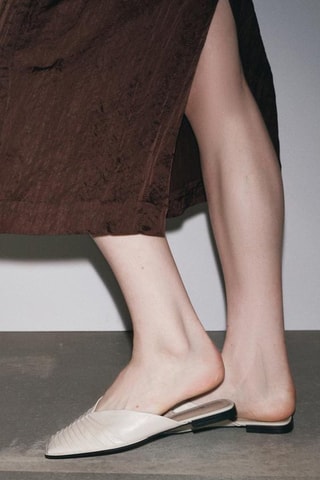 Mules em couro - Cru