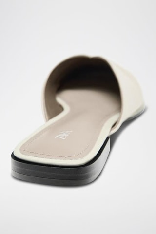 Mules em couro - Cru