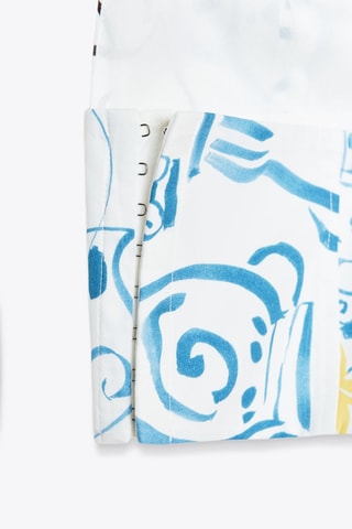 Top - Branco e azul-celeste