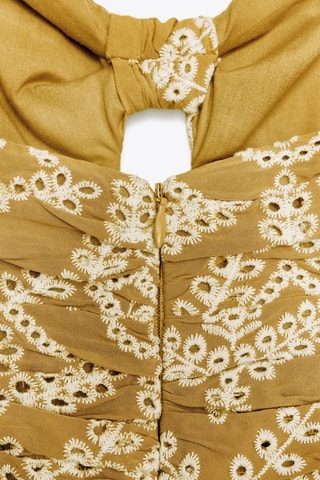 Vestido midi em bordado inglês - Camel