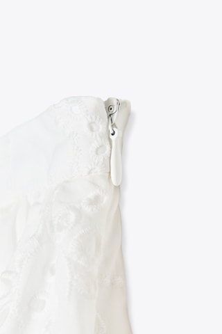 Calções em bordado inglês - Branco