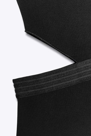 Vestido assimétrico - Preto