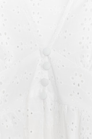 Blusa em bordado inglês- Branco