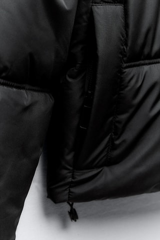 Blusão com capuz - Preto