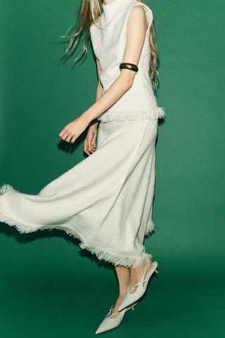 Sapatos de salto envernizados- Cru