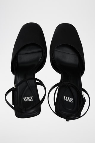 Sapatos de salto - Preto