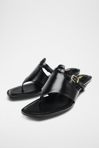 Sandálias de salto em couro- Preto