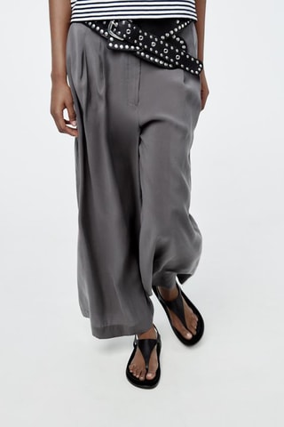 Sandálias em couro - Preto