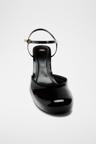 Sapatos de salto envernizados - Preto
