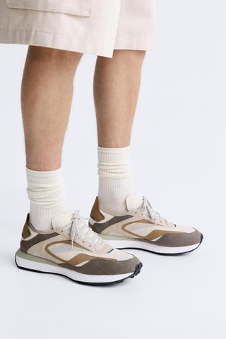 Sapatilhas - Castanho e bege