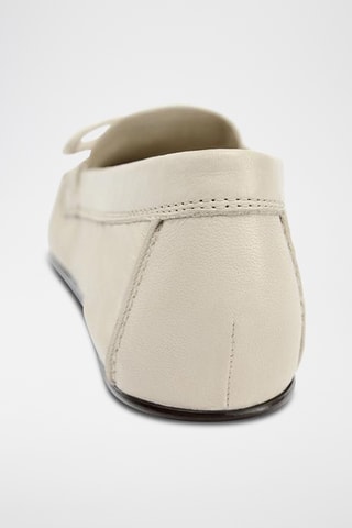 Mocassins em couro - Cru