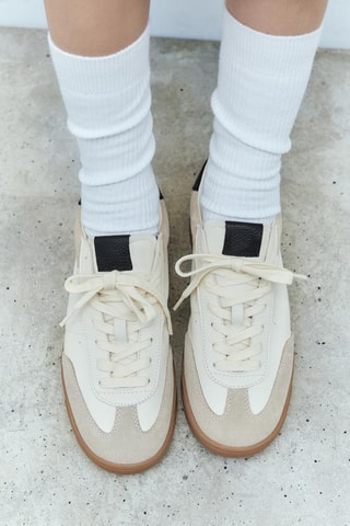 Sapatilhas em couro - Cru e bege