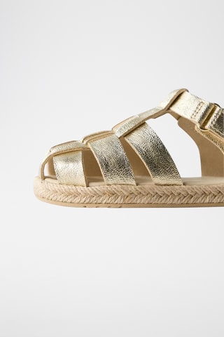 Sandálias - Dourado