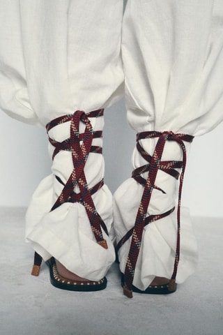 Sandálias em nobuck - Castanho