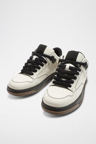 Sapatilhas - Branco e preto