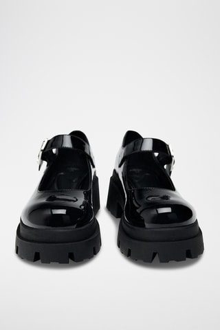 Babies de salto envernizados - Preto