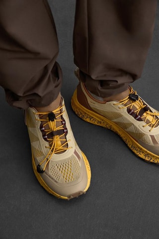 Sapatilhas - castanho e cinzento-escuro