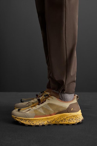 Sapatilhas - castanho e cinzento-escuro