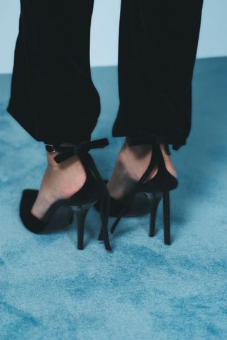 Sapatos de salto - Preto