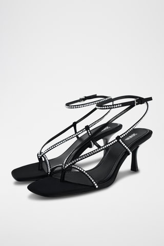 Sandálias de salto- Preto e branco