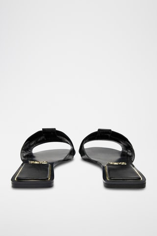 Mules em couro - Preto