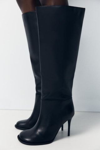 Botas em couro - Preto