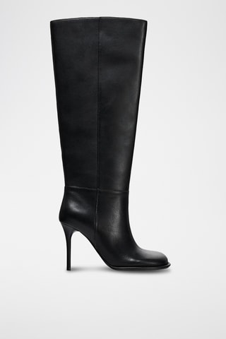 Botas em couro - Preto