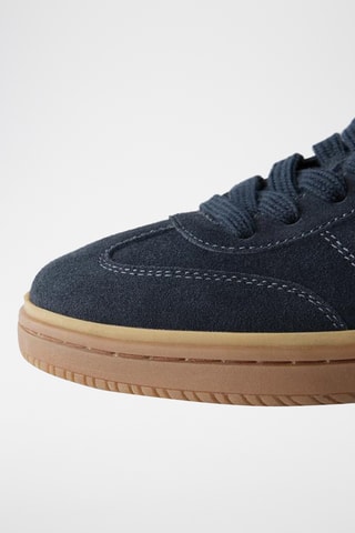 Sapatilhas em nobuck- Azul-marinho